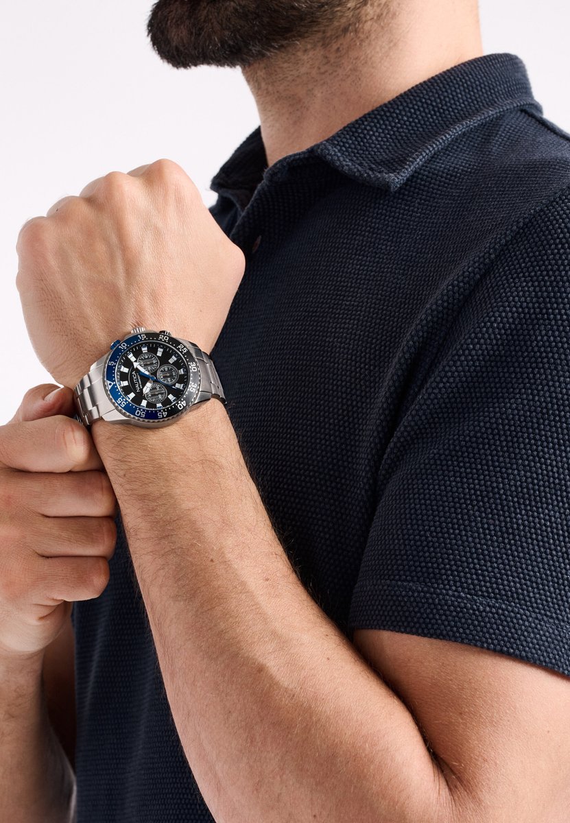 Nautica Nautica One Quartz Analoog Horloge Zilverkleurig En Zwart Material 100% Roestvrij Staal & 100% Acero Inoxidablearmband 45 mm NAPNOF503, NAPNOF504